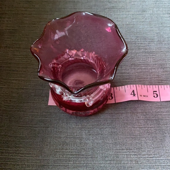 Vtg cranberry glass bud vase w/ applied clear band - Picture 5 of 7